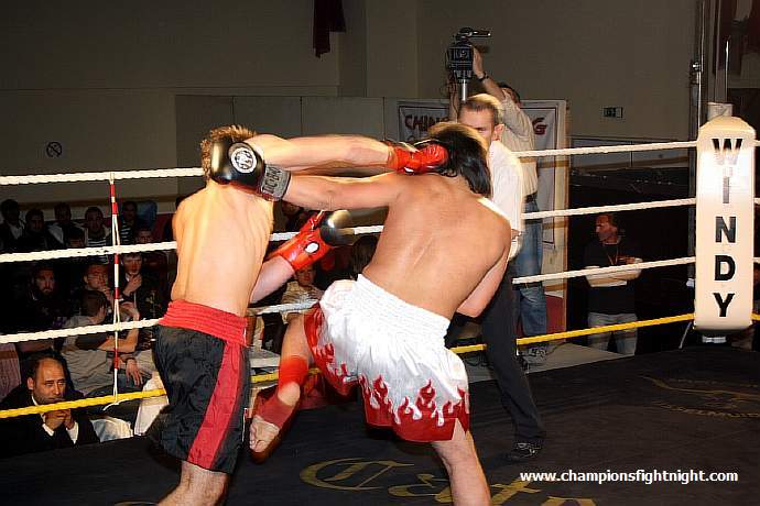 091218_0189_blakai-cellebi_k1_fight_night_ii.jpg