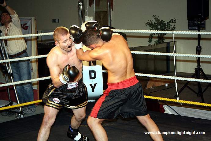 091218_0422_avan-sobek_k1_fight_night_ii.jpg