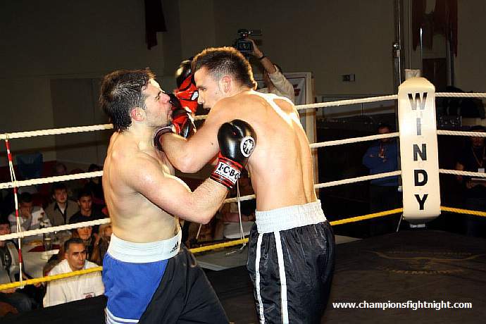 091218_0483_blanacic-coccimiglio_k1_fight_night_ii.jpg