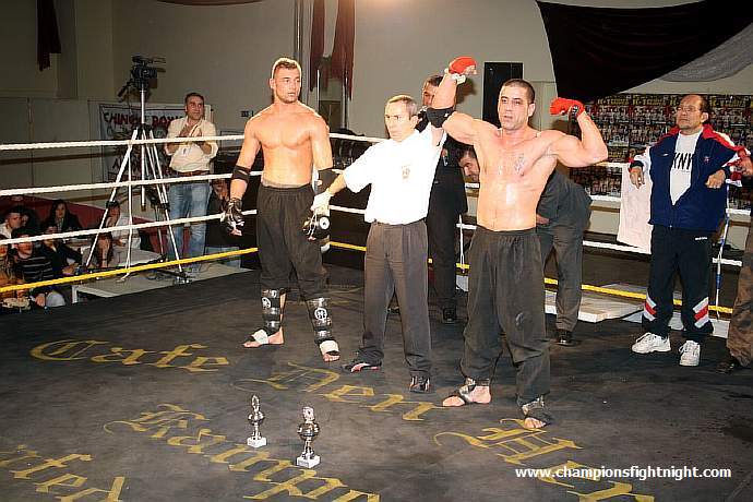 091218_0566_densiz-moser_k1_fight_night_ii.jpg