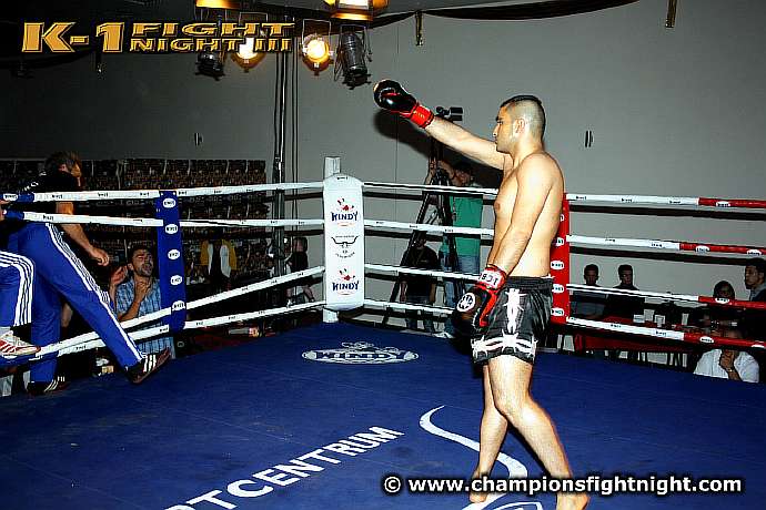 110708_0405_aksu_sobek_k1_fightnight_3.jpg